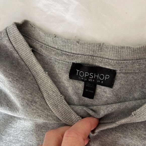 TopShop Short Sleeve Crewneck Distressed Hem T-Shirt Size 4 Grey - Picture 5 of 7